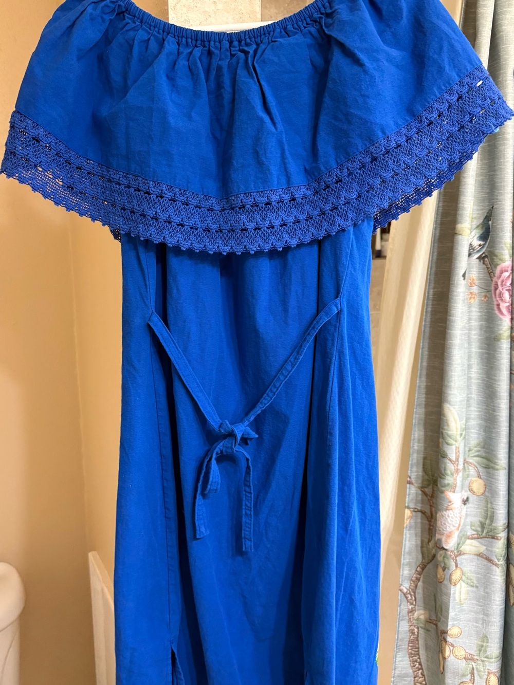 Artenias F.R. Inc. Festival dress - Picture 2 of 5